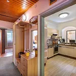 Zeitlos By Interhome * ريفينتيز