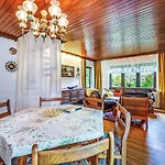 Zeitlos By Interhome *