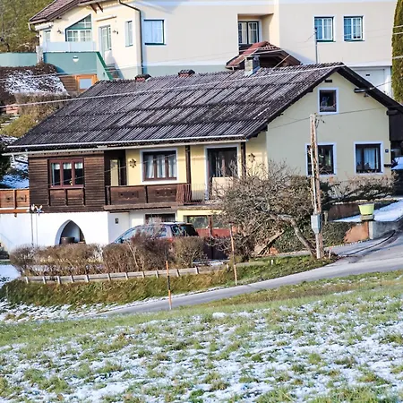 Zeitlos By Interhome Reifnitz