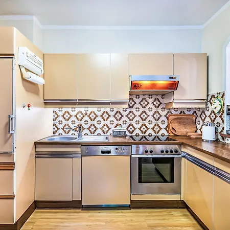 Zeitlos By Interhome