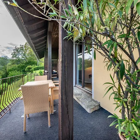 Zeitlos By Interhome *