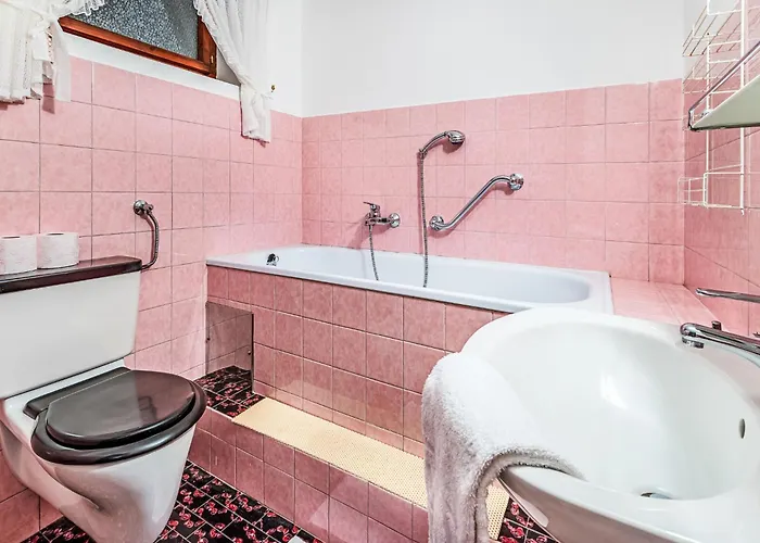 Zeitlos By Interhome Reifnitz